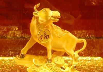 2025年属牛贵人 属牛2025年财运贵人属什么