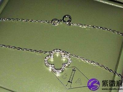 95属猪的带什么吊坠好金银首饰行不行