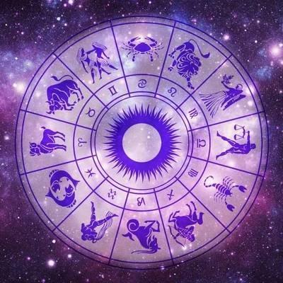 Annemilk占星2025年8月天蝎座运势