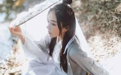 3种天生命犯桃花的男人面相超有女人缘