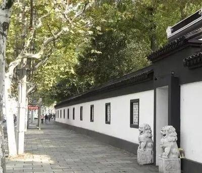 为自家庭院修建围墙需要注意哪些风水事项 为自家庭院修建围墙需要注意哪些风水事项