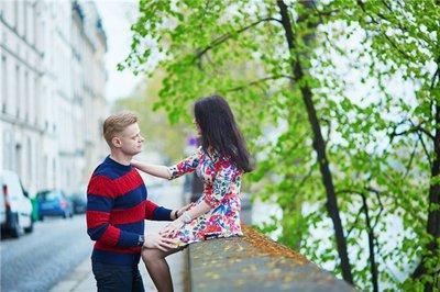 做梦梦见女人向自己的丈夫发誓是什么意思
