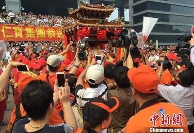 供桌下面可以放什么 对风水有何影响
