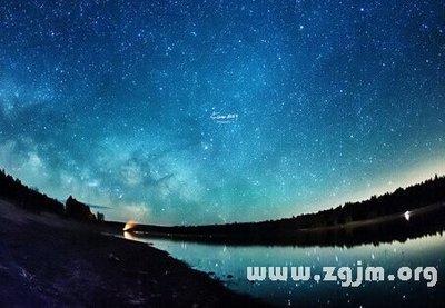 保加利亚嘉珊2025年4月狮子座运势