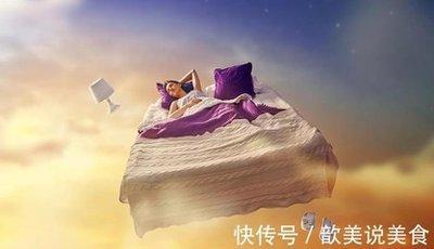 做梦梦见书包里面装满学习用品是什么意思