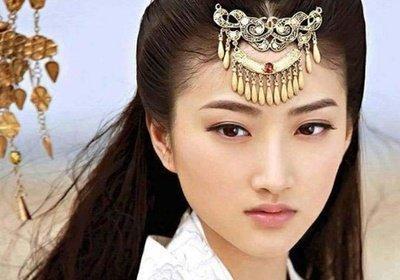 关于女人犯桃花命运，犯桃花的面相女人