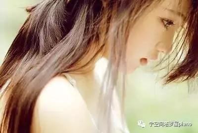 双鱼女性格优缺点的对比,双鱼座女生性格的优缺点