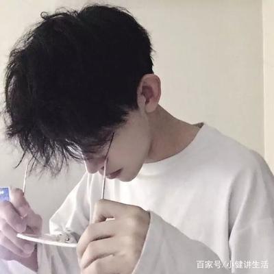 双鱼男暗恋你的细节 双鱼男暗恋一个人的表现