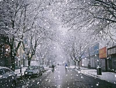 做梦梦见雨夹雪是否是财运下滑的征兆