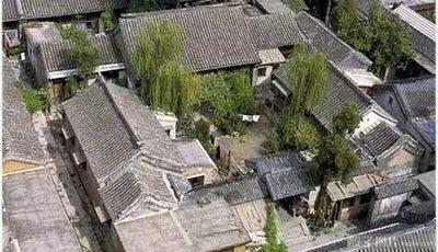 农村房门前有这些东西 对住宅风水不利