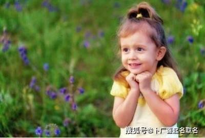 周姓女孩取名独特一点取名大全 让女孩更突出
