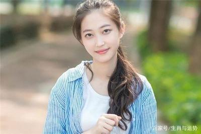 圆下巴女人面相怎么看 女人下巴圆好吗