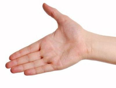 女人川字纹手相命运如何 手中有川字纹的女人命好吗 女人川字纹手相命运如何 手中有川字纹的女人命好吗