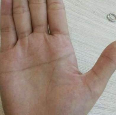 女人左手断掌意味着什么 女人左手断掌好不好