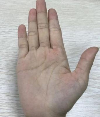 女的右手断掌好不好 女人右手断掌是啥意思