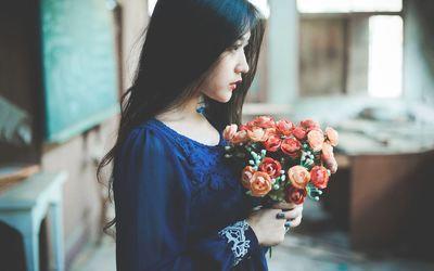 女人身上的桃花痣长在哪里 桃花痣在哪些地方