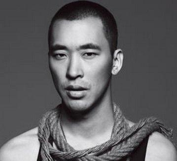 嘴唇上薄下厚的男人面相分析人生运势