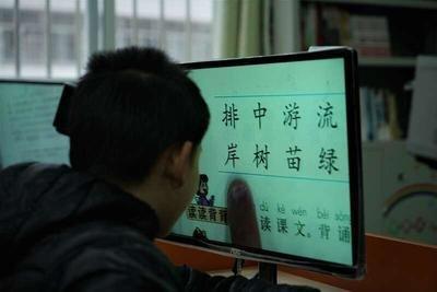 女人额头高算命 额头高的女人命运如何
