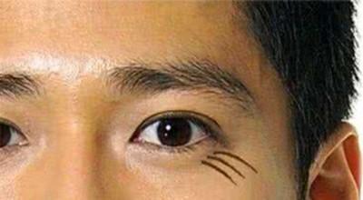 女人鱼尾纹多的面相代表什么 女人鱼尾纹多的含义分析