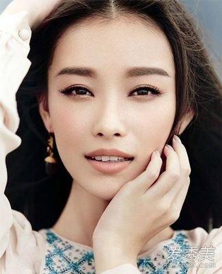 女人鼻子塌的面相好吗 鼻子塌的女人性格怎么样