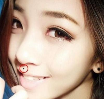 女人鼻尖上有痣好不好 鼻尖长痣女人命运好吗