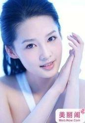 女人鼻梁低的面相如何 从鼻梁分析女人的人生运势