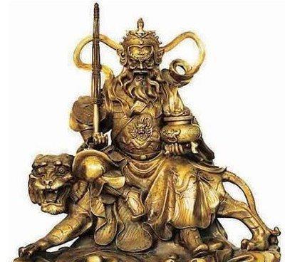 如何在家中摆放财神像掌握相关风水技巧