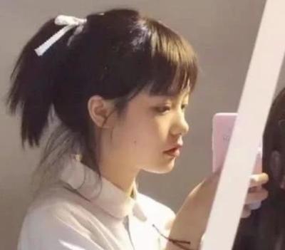 女孩子脸上有痣怎么样  女生脸上长痣了说明哪些问题