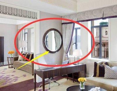 客厅的镜子放什么位置好看客厅风水