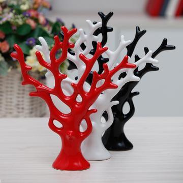 家里不适合摆什么饰品(家里不适合种什么树)