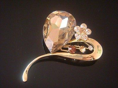 属猪的人适合在本命年中佩戴哪些风水饰品