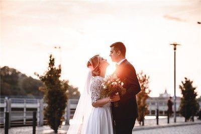 属蛇人的婚姻怎么维持 婚姻保鲜的方法