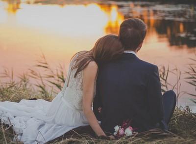 属蛇的人如何确保个人婚姻感情运势的稳定