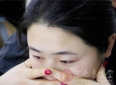 快了解眼神温和并且眼睛黑白分明的女性旺夫吗