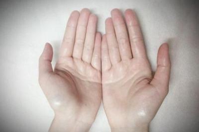 手掌厚的女人命运好不好 看女人手掌了解命运