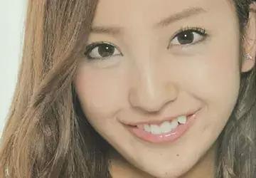 想要婚姻幸福只能嫁给老男人的面相女人