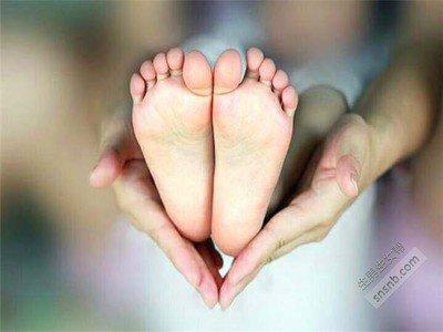手相看生育：生男生女手相的特征揭秘