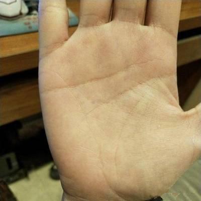 手相财运线有岛纹是什么意思性格怎样