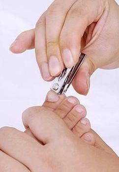做梦梦见朋友给我剪指甲是什么意思