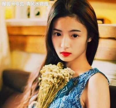 头脑充满智慧的生肖女 头脑很聪明反应很快的女人