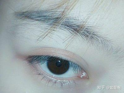 拥有一双三白眼是怎样的体验 三白眼的人性格如何