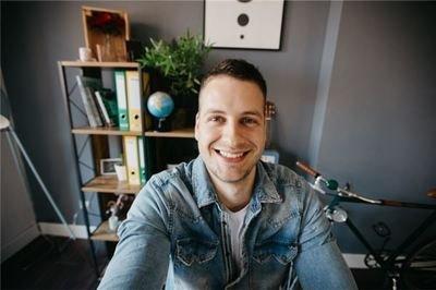 天生抬头纹的男人命运坎坷吗 男人长有抬头纹说明什么