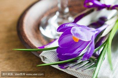 春节家居风水布置喜忌  春节如何摆放鲜花增运