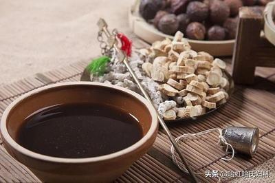 有悬针纹的人命运好坏 长有悬针纹的人运势好吗
