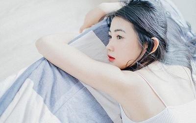 水瓶座女生性格脾气(水瓶座女生性格)