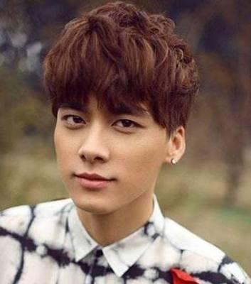 男人犯桃花面相 什么样的男人命犯桃花 男人犯桃花面相 什么样的男人命犯桃花