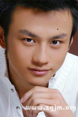 男人身上大富大贵痣 男人身上有这些痣会富贵