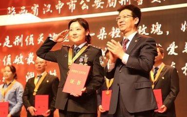经常做梦梦见陌生人闯进家里代表什么