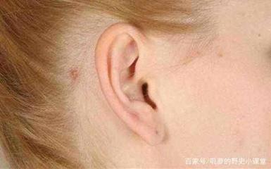 耳朵小的面相好不好 解读耳朵小的人运势
