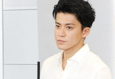 脸上哪些痣不能点 男人这三个地方的痣点不得